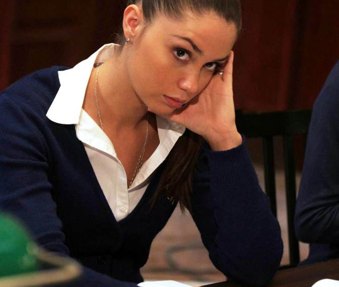 Снова в школу-2022: знаменитости вспомнили успехи и проказы