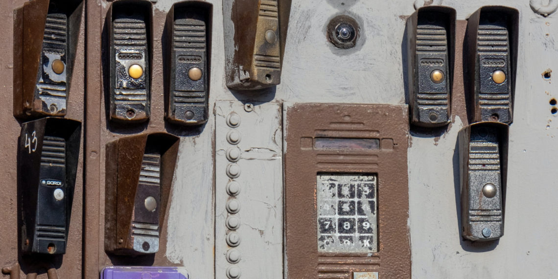 unsplash.com / @nimfardo