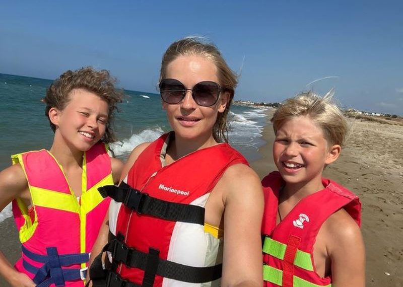 Пересильд привезла в Москву беспризорника