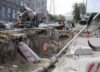 Власти продлевают реверсивное движение 13-го трамвая до середины октября