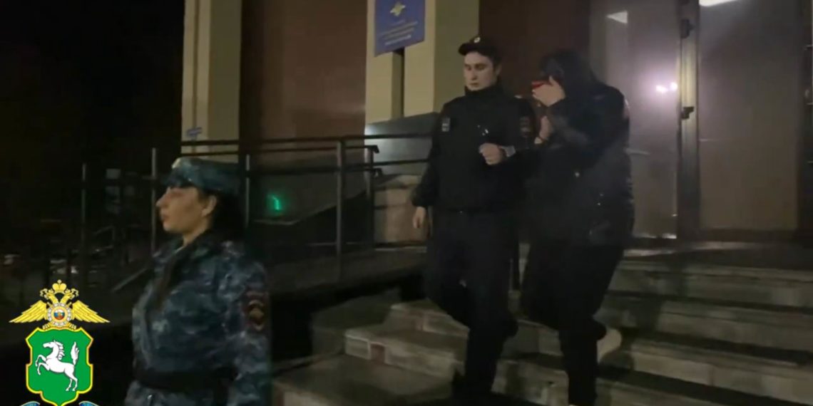 В Сибири мать и дочь задержали по делу о хищении почти 4 миллионов у инвалида из детского дома
