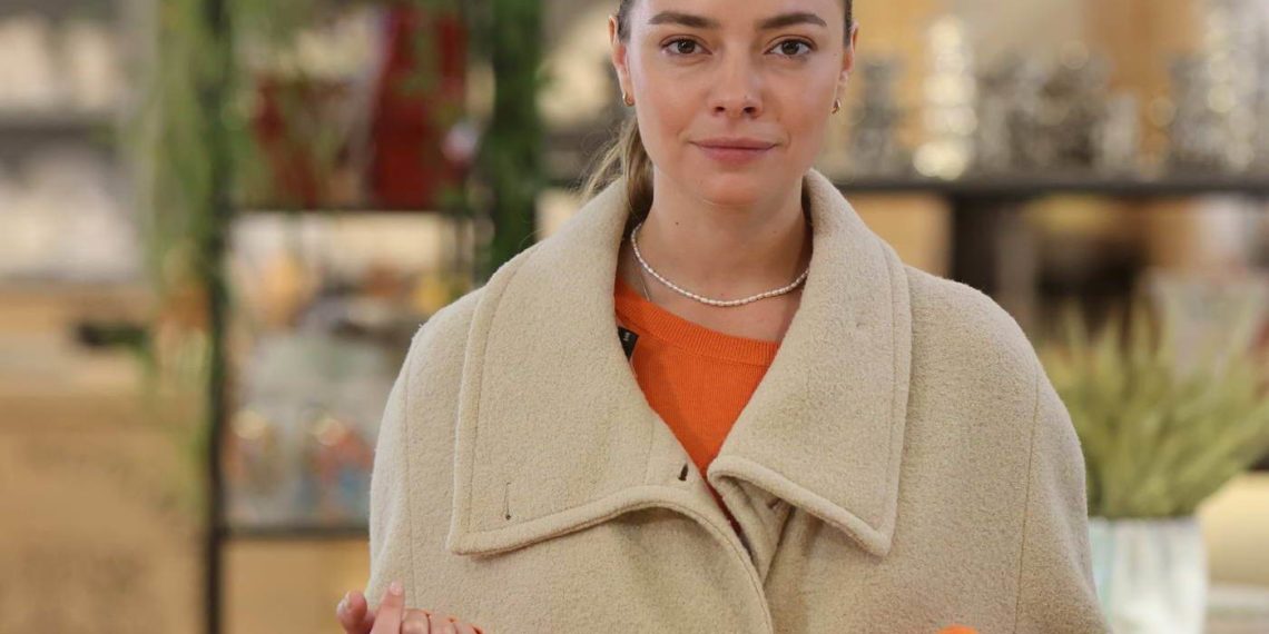 Дочь Кинчева открывает программу на Первом канале