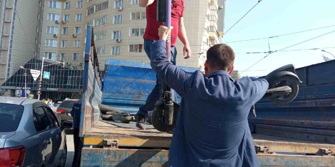 Суд запретил хаотичную парковку электросамокатов в Новосибирске