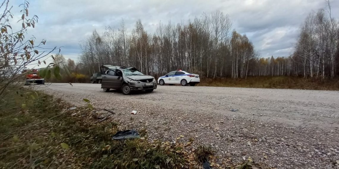 На трассе в Северном районе перевернулась машина — погибла женщина