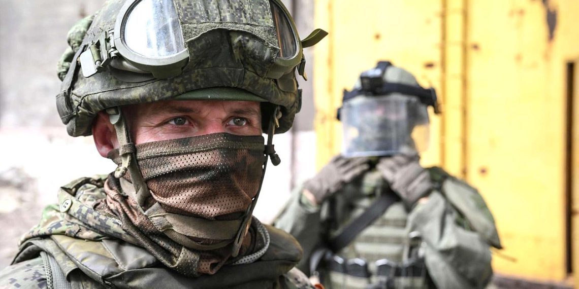 Госдума во втором чтении приняла приравнивающий добровольца к контрактнику законопроект