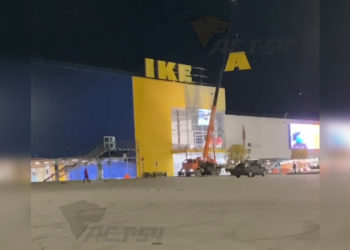 Вывеску IKEA сняли со здания «Меги» в Новосибирске