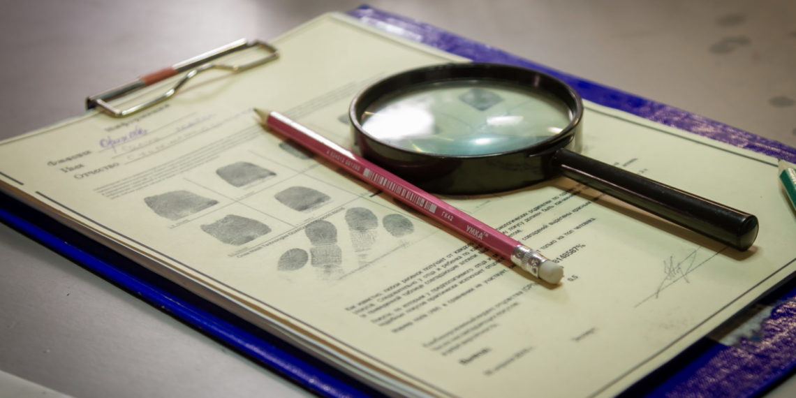 Сибирячку выпустили из СИЗО, она 14 раз ударила школьницу шилом в грудь