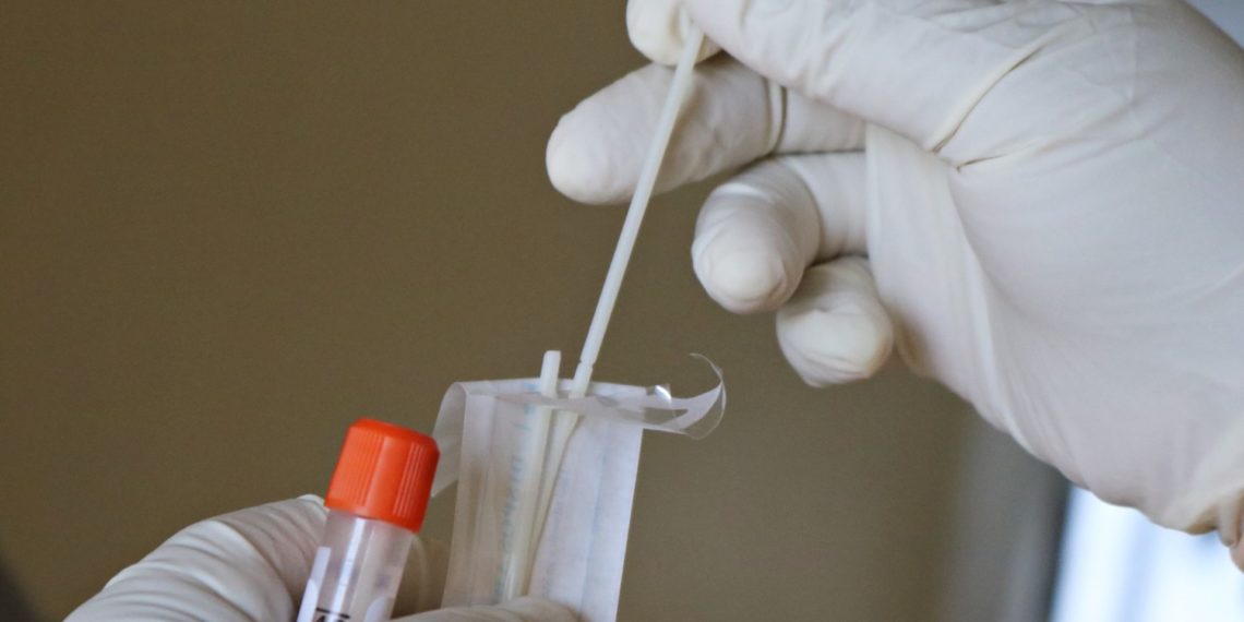 Количество заболевших ковидом снизилось на 21% за неделю в НСО