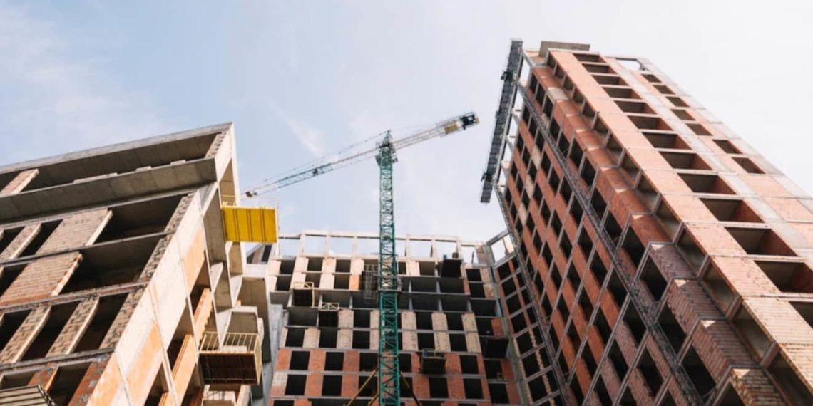 Прораб, по вине которого погибли трое рабочих, пойдет под суд