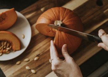 Манты с тыквой свежего урожая