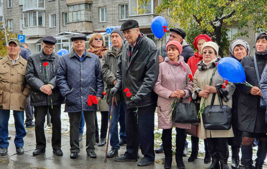 В АО «РЭС» завершились мероприятия в рамках Декады пожилого человека
