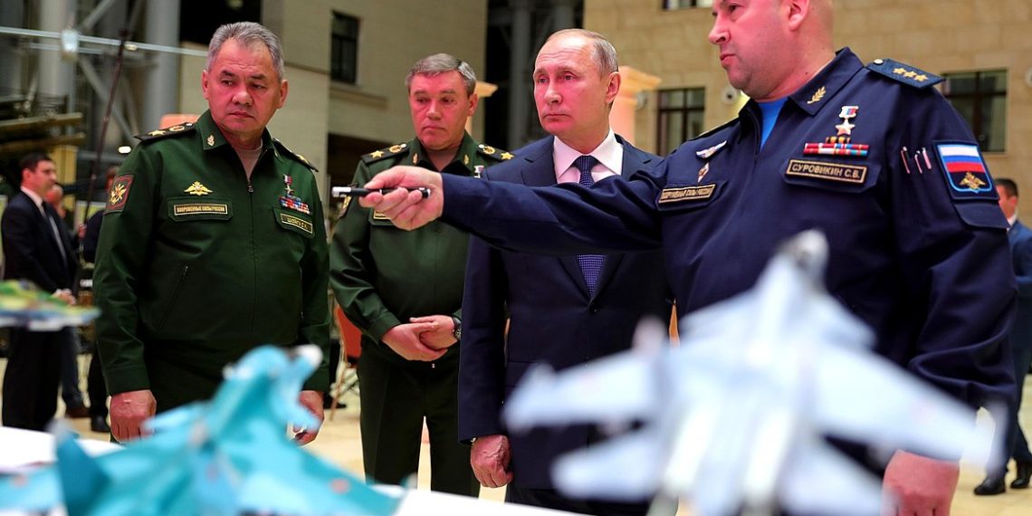 Командующим СВО назначен уроженец Новосибирска Сергей Суровикин