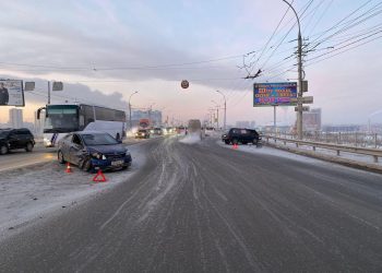 ГИБДД призвала водителей остерегаться «черного льда» на дорогах Новосибирска