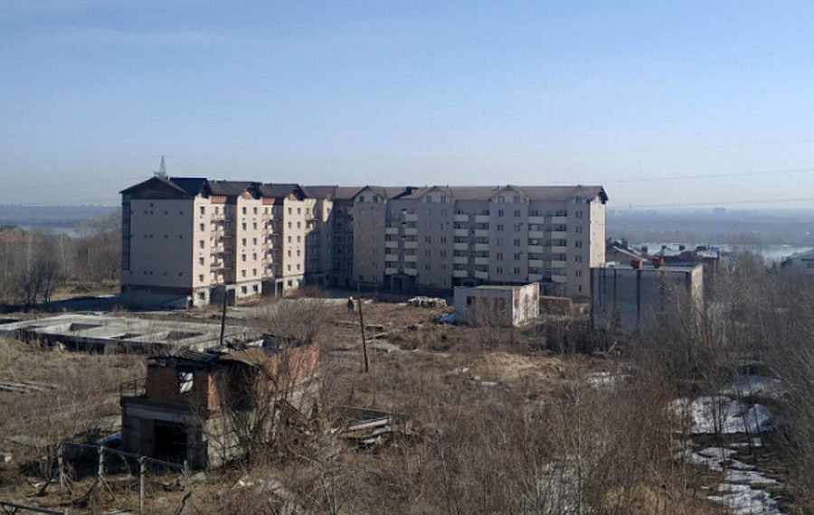 Дом на Ивлева обещают достроить 32 года спустя