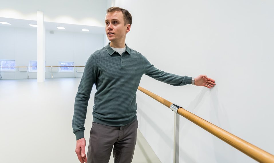 Балетное крыло с массажными кабинетами и сушилками для пуантов открыли в НОВАТе