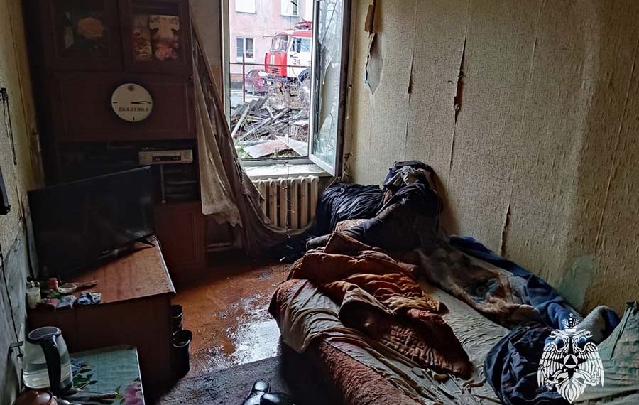 Новосибирские спасатели вернули с того света пострадавшего при пожаре