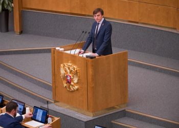 Министр просвещения заявил о введении единой школьной формы в России