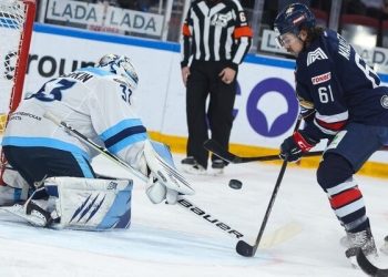 «Сибирь» после победы над СКА начала выезд с поражения