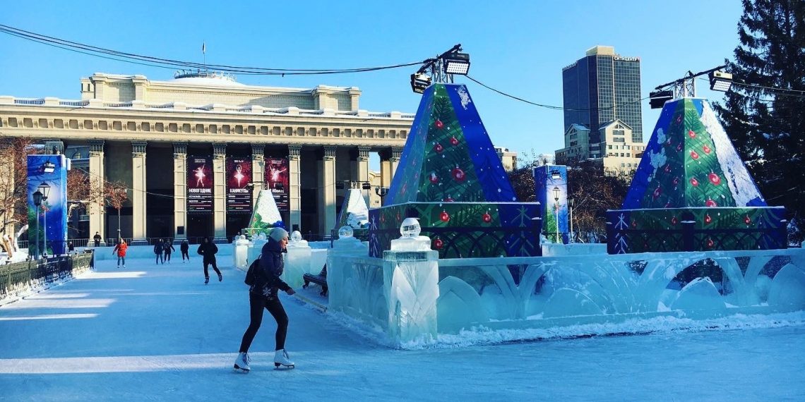 Власти потратят 2,2 млн на ледовые декорации возле НОВАТа