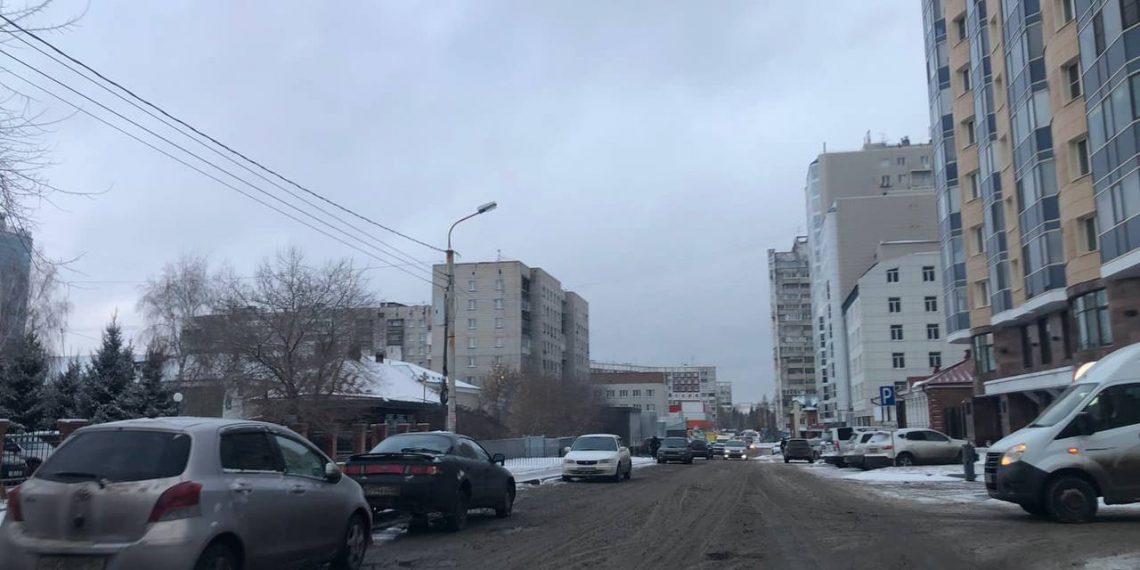 Более 40 нарушений уборки дорог выявлено в первый день снегопада в Новосибирске