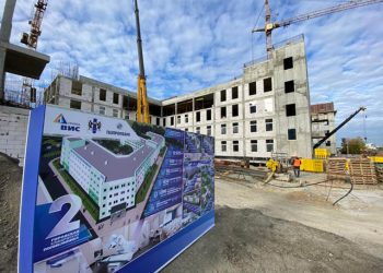 Стоимость строительства семи поликлиник в Новосибирске выросла до 21 млрд рублей