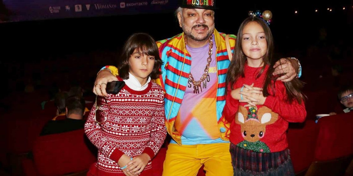 Если на киноафише «Ёлки» — значит, Новый год уже близко…