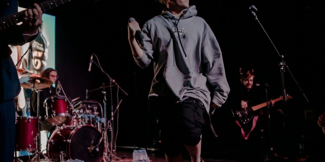 Концерт «Полматери» в Новосибирске отменили за 2 часа до начала