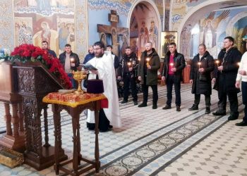 В новосибирском храме помолились за бойцов ММА