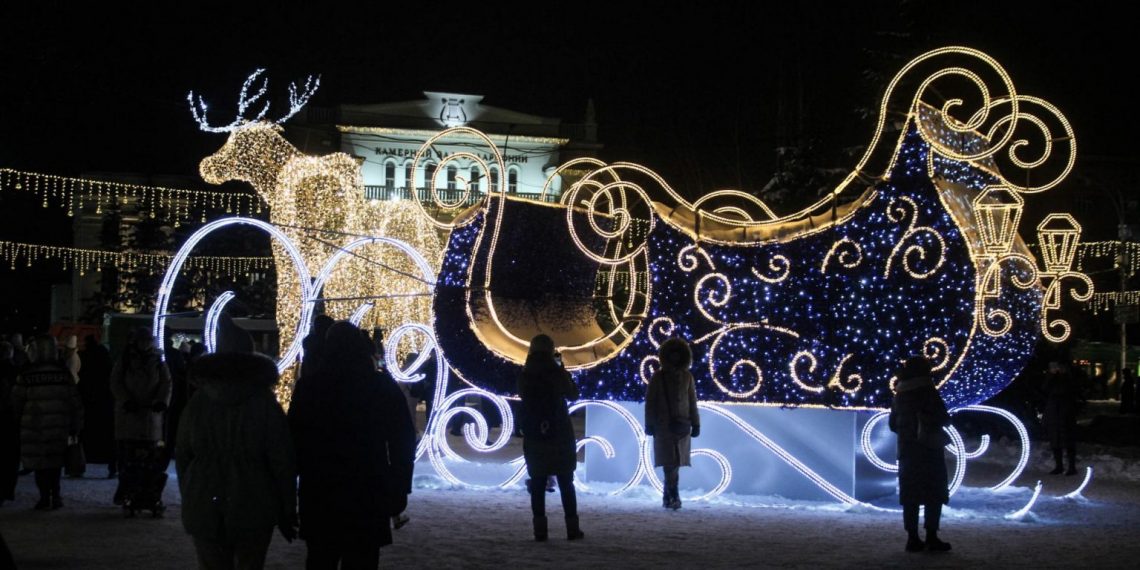 Декорации проекта «Новосибирск — новогодняя столица России» демонтируют за 8 млн рублей