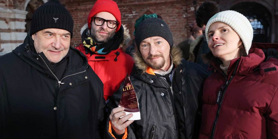 Сергей Безруков снимается в фильме у жены и Учителя