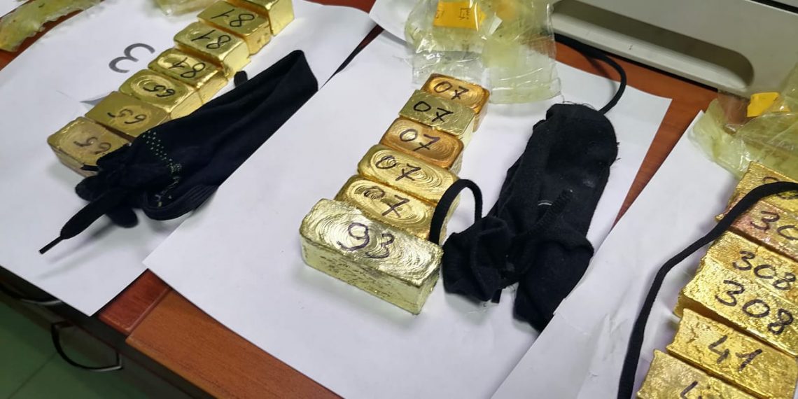 Попытку вывезти золото на 94 млн рублей в Китай пресекли сибирские таможенники