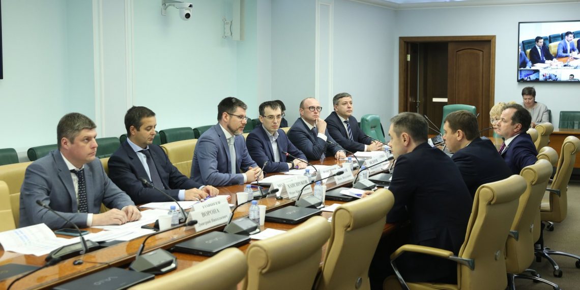 Руководство АО «РЭС» приняло участие в круглом столе комитета Совета Федерации по экономической политике
