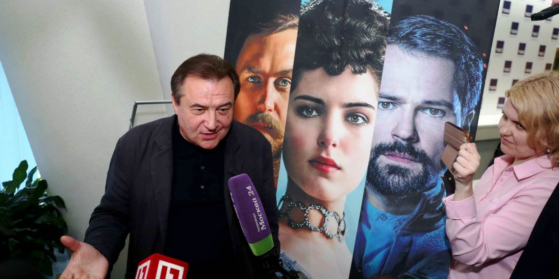 Алексей Учитель: «Я многоликий человек»