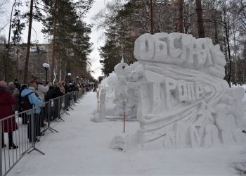 Победителей фестиваля снежной скульптуры выбрали в Новосибирске