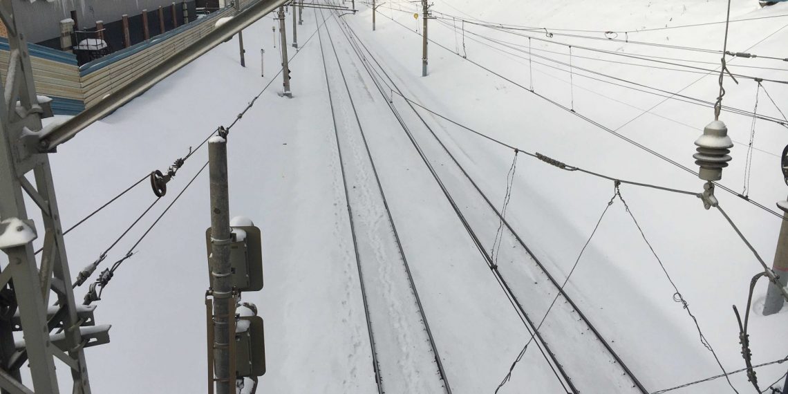 Утечку опасного вещества обнаружили на железной дороге в Новосибирске