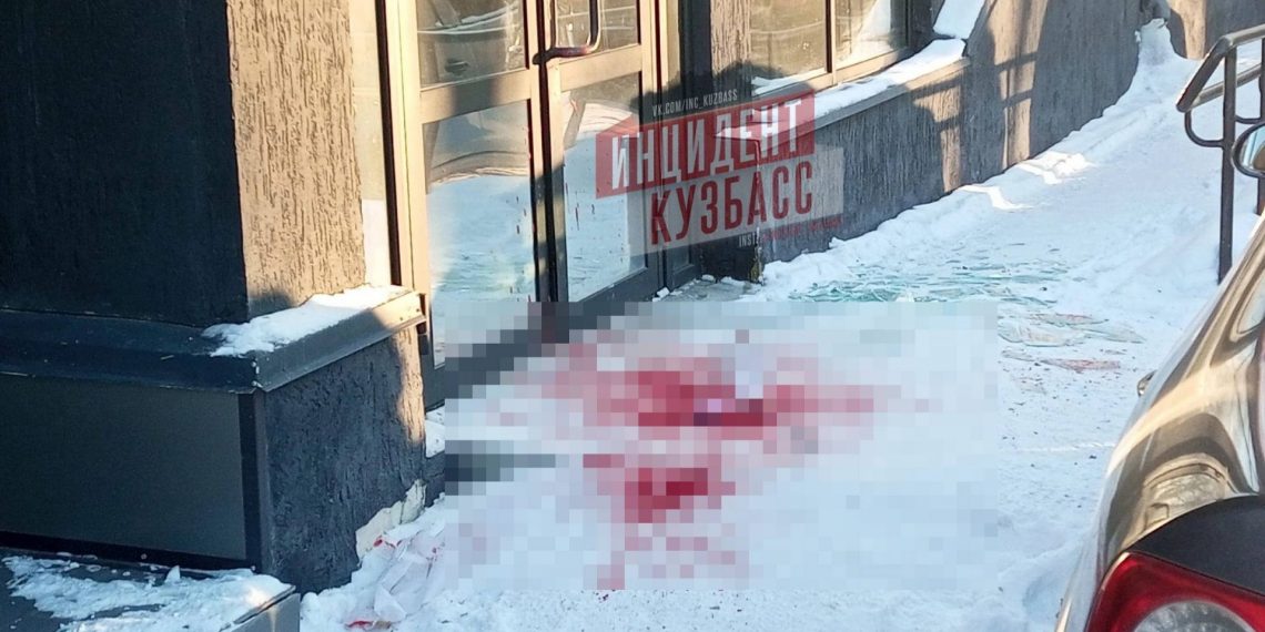 В Сибири охранник кинотеатра лишился пальцев из-за подростка с петардой