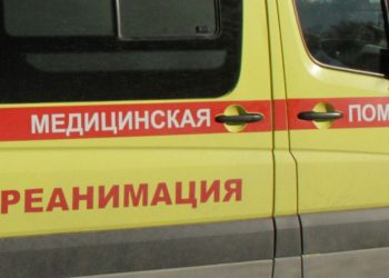 «Рухнула в снег»: школьница выжила после падения с 8 этажа в Новосибирске