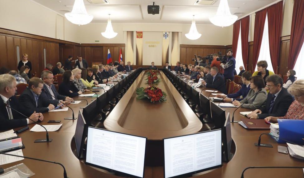 «По требованию времени» депутаты Заксобрания поддержали отмену прямых выборов мэра в Новосибирске и Кольцово