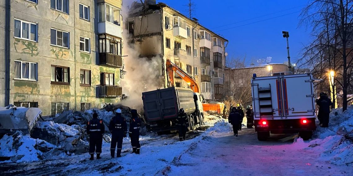 Житель взорвавшейся пятиэтажки на Линейной рассказал подробности о газовиках-мошенниках