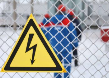 В праздничные дни — помни об электробезопасности!