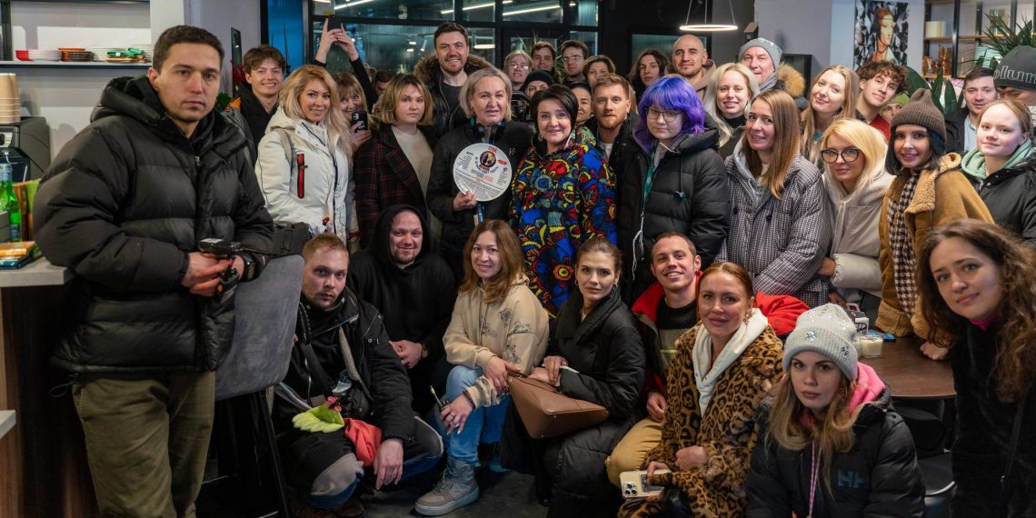 «Стой, не то мама будет гадать!»: Инга Оболдина станет мамой