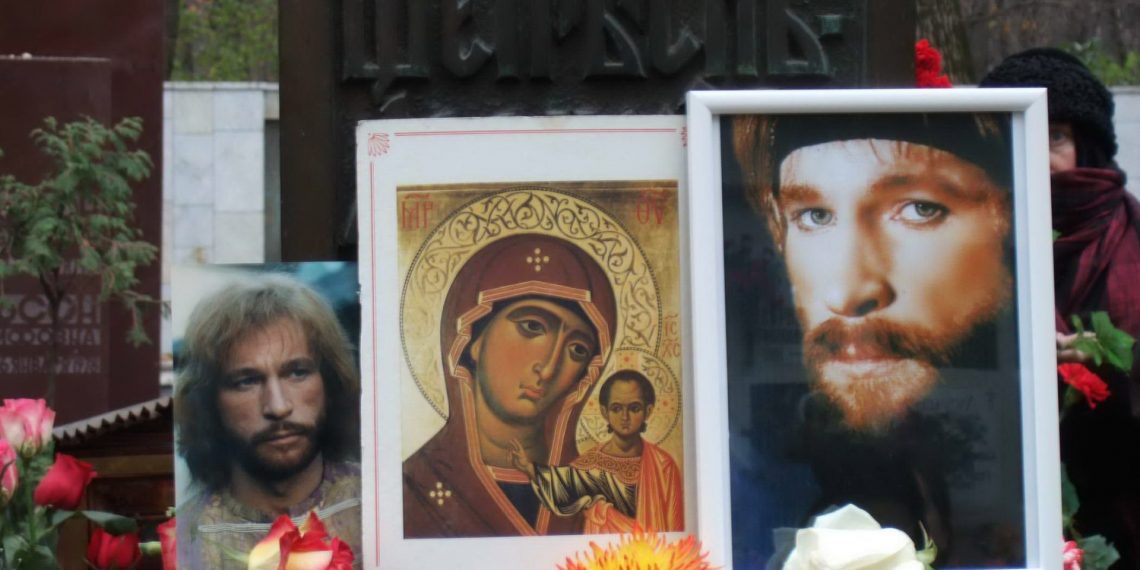 Бондарчук снимет фильм про Талькова