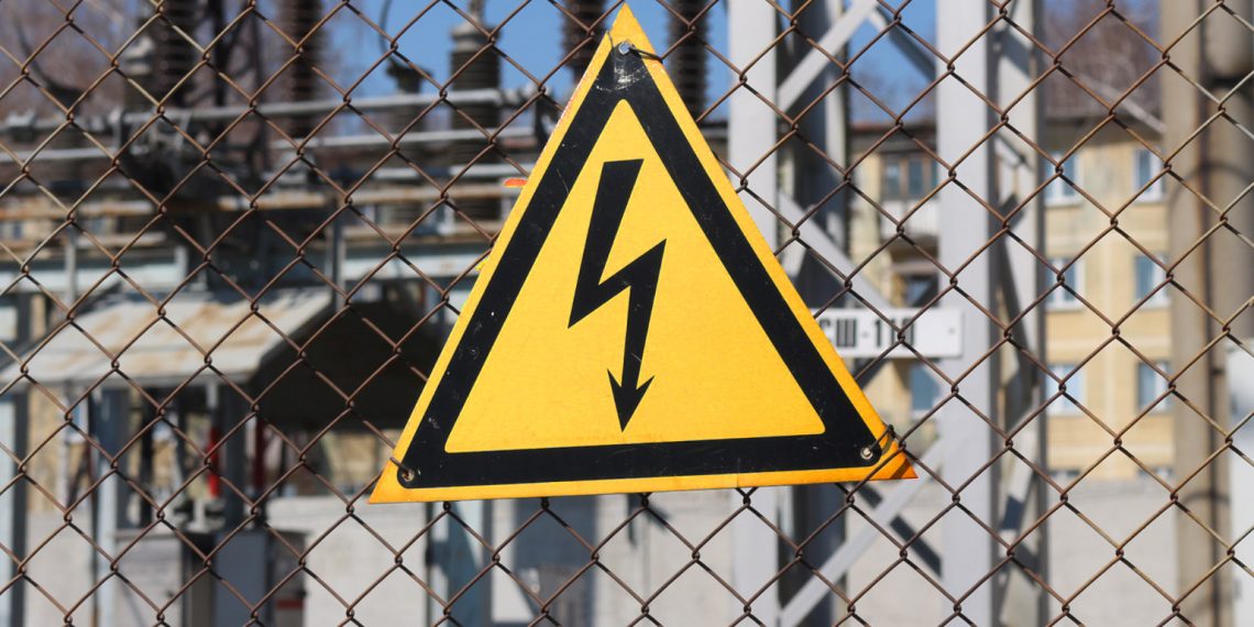 Энергетики напомнили о важности соблюдения правил электробезопасности во время каникул