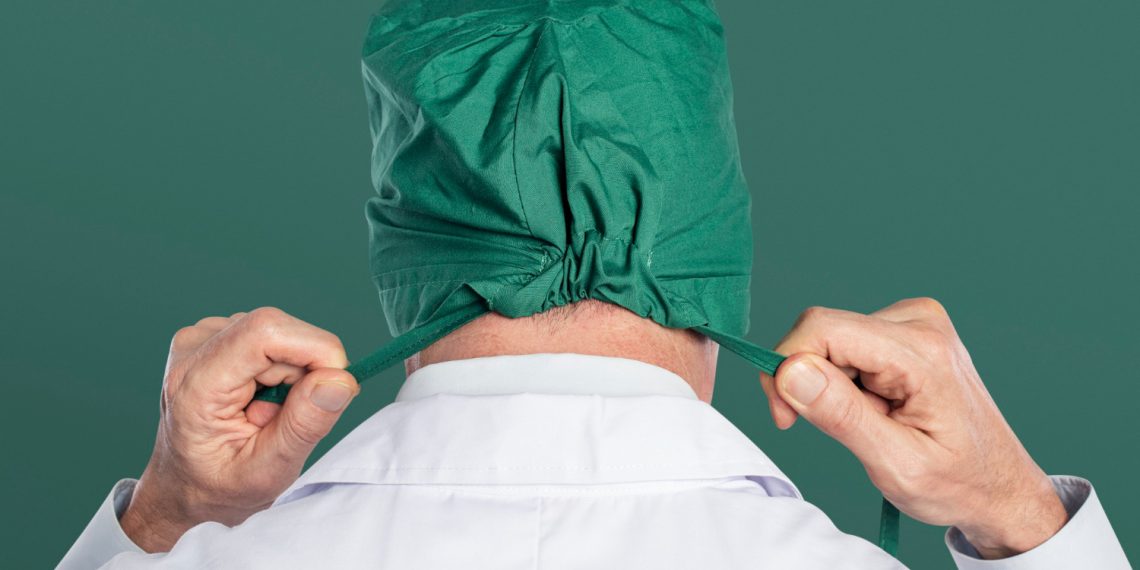 Радиоэфир с прокуратурой закончился увольнением главврача ЦРБ в Новосибирской области