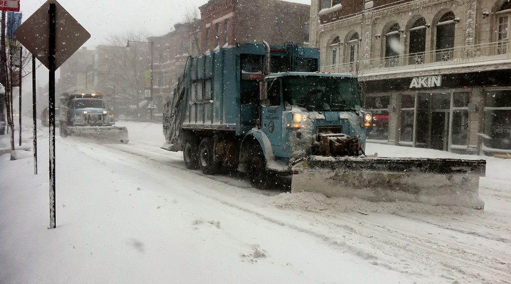 В Новосибирской области 1 марта объявили штормовое предупреждение из-за мокрого снега