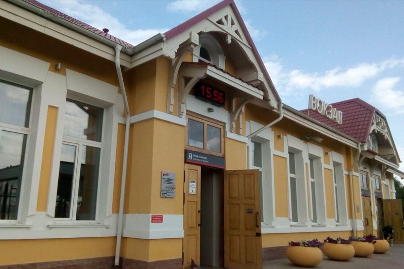 Станция новосибирск южный новосибирск. Вокзал новосибирск южный. Новосибирск-южный станция. Новосибирск-южный станция. Старый вокзал новосибирск южный.