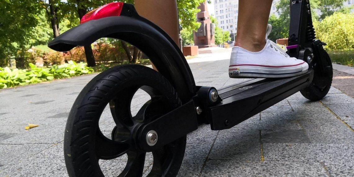 В МЧС России разъяснили запреты при пользовании электросамокатами