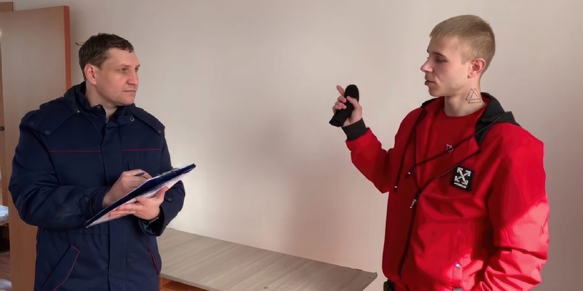 Квартиры без отопления и света получили сироты в селе под Новосибирском