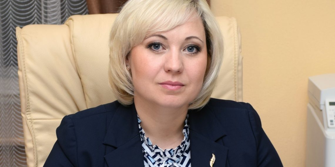 Бывшую главу Сузунского района и её мужа экс-депутата осудят за мошенничество