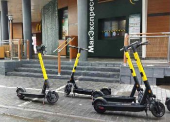 За ограничение для самокатчиков выступил каждый второй новосибирец